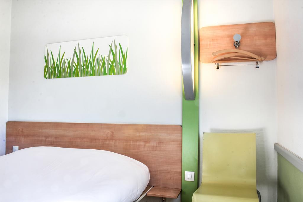 Hotel Inn Design Issoudun Habitación foto